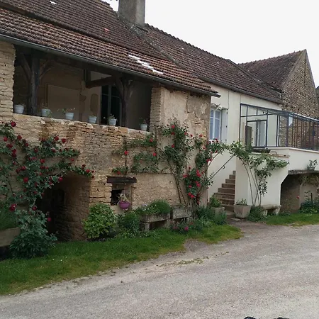 Gite A La Ferme Viserny Buitenkant foto